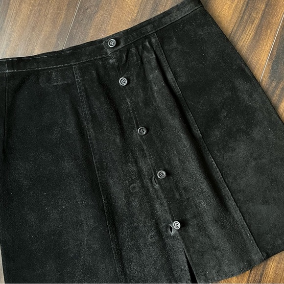 J.Crew Black Suede Mini Skirt - Size 8 - Picture 7 of 11